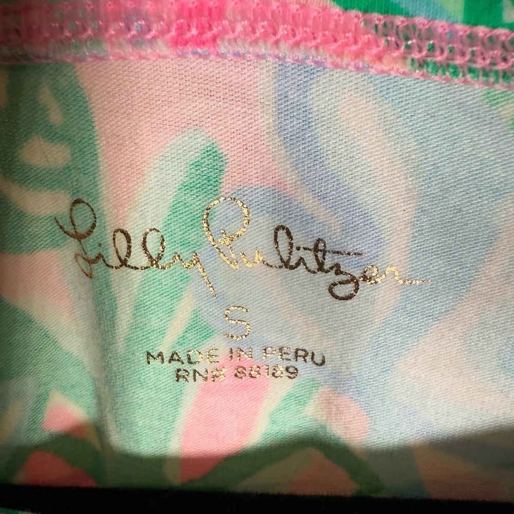 Lilly Pulitzer “Aleah” Tropical Pelican Pink Coconut Row Print Blouse Size Small - Picture 5 of 8